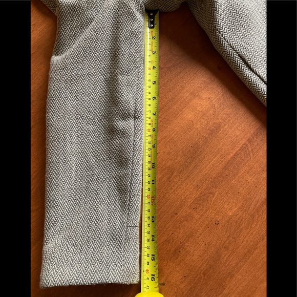 ARMANI COLLEZIONI WOOL BLEND HERRINGBONE BLAZER. 8 - Picture 11 of 11